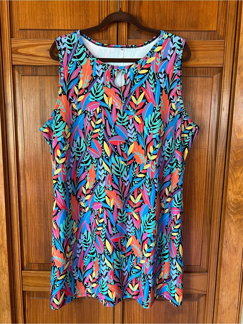 Women's Multicolor Leaf-Print Sleeveless Tank Top